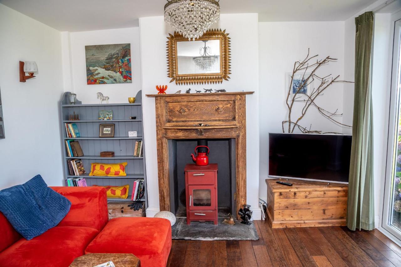 Finest Retreats - Western Watch - Sea Views, Pets Accepted, Sleeps 6 Lower Boscaswell Exterior photo